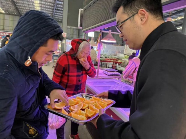 山海相逢“橙”意浓 “巫山恋橙”香莱山