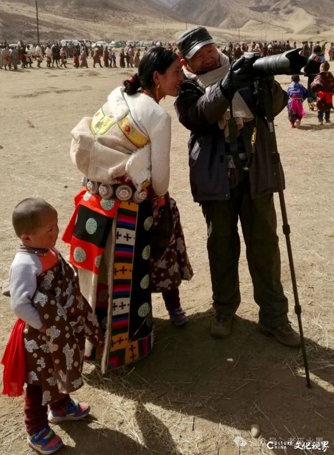 巫卫东丨以热爱为笔，绘就高原之上的纯粹与坚韧