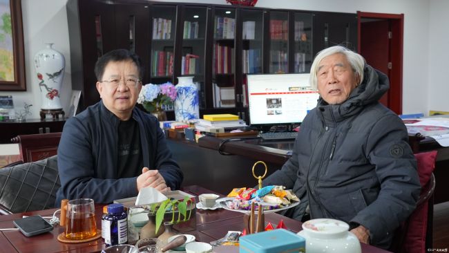 雕痕镌岁月，师道照来人——著名雕塑家李振才走进文化视界