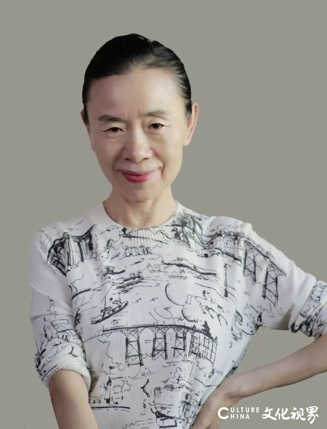 “爱至上,生命至上”——闫平用画笔凝住爱与生命的永恒