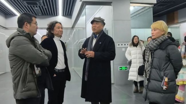 常州市美术家协会高层次创作研修班举办“唐承华综合材料绘画工作坊”作品汇报展