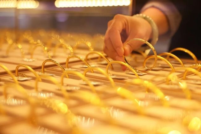 每盎司5000美元！国际金价突破历史性关口