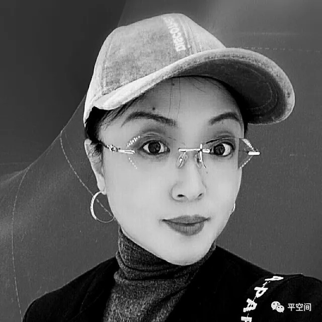 杨平《无以言表三》 | 色彩与绢本的古意共存，记录着那些共同拥有却始终无以言表的真实