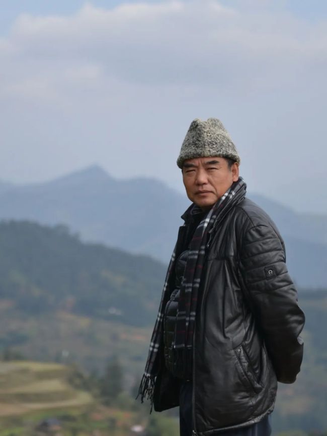 【午福临门】马年新春绘华岳，笔墨金辉颂时代——徐里、岳黔山、方向联袂创作丈六巨制《华岳金辉》