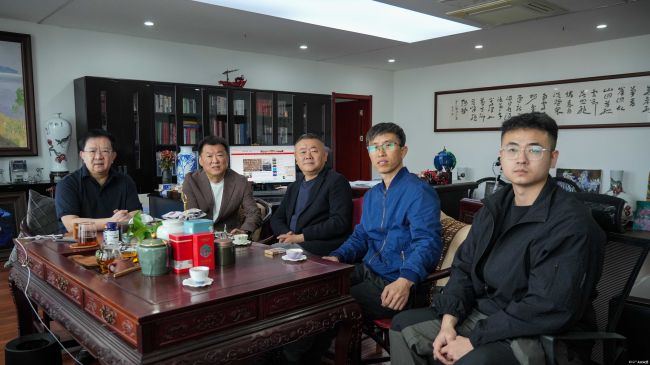 抱云问道，心画两相映——著名画家李岗、杨大伟走进文化视界