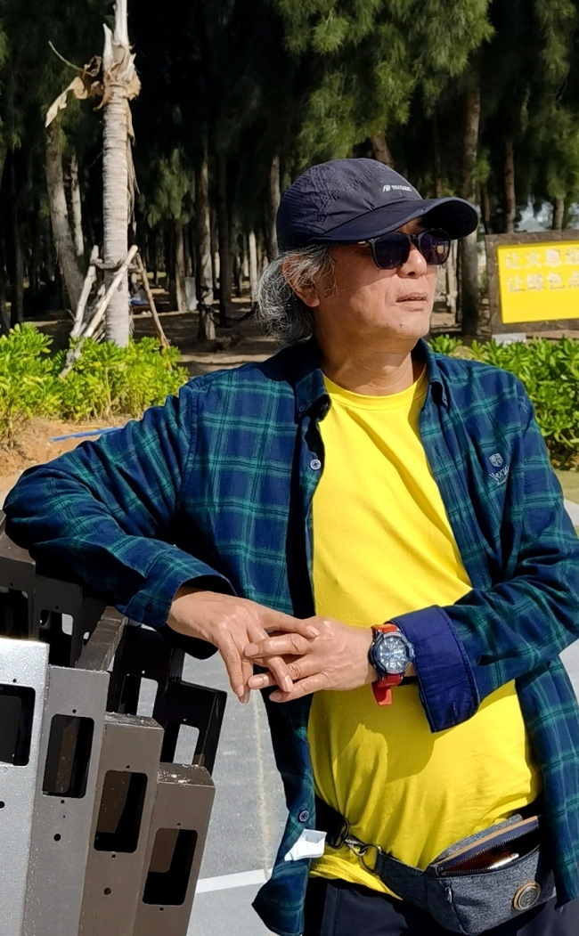泥宗峰丨诗画相融的水墨里有大地的质朴,有故乡的情深