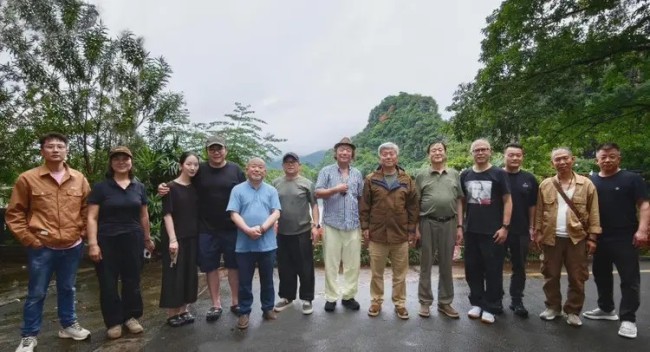 烟雨氤氲中，绘尽岭南山水的温润灵动——王界山师生广东肇庆写生创作侧记