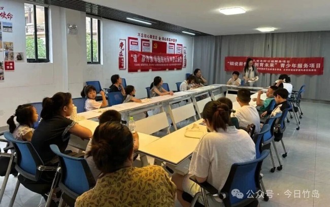 威海市环翠区竹岛街道开展“非遗润民心 宣讲传文脉”系列文化体验活动