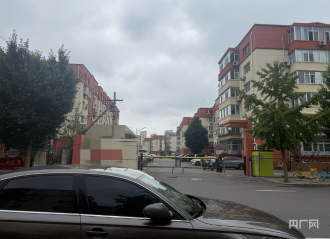 北京大兴一小区三换物业折射行业困境:质价失衡、收支倒挂、沟通缺位并存,社区治理如何破局?