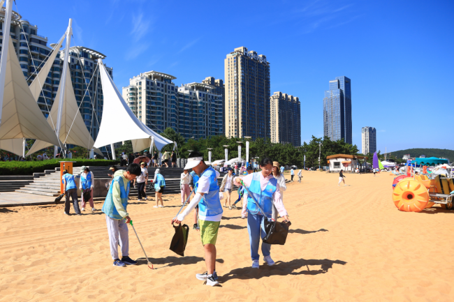 威海高新区怡园街道：志愿服务助力暑期旅游服务保障