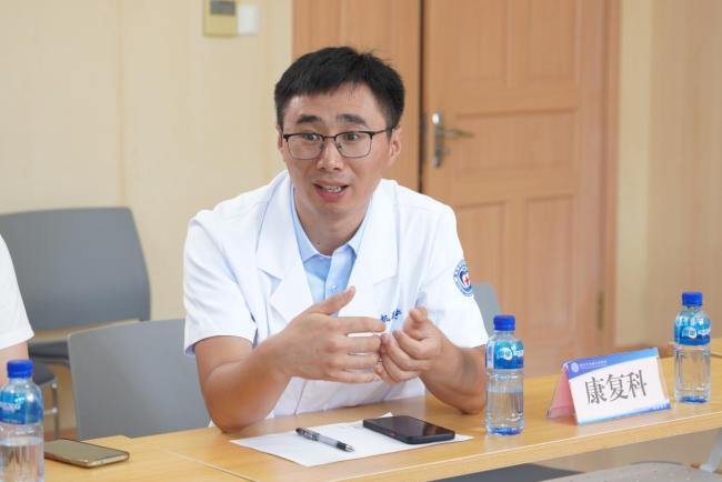 从“被治愈者”到“治于人”——于东升的中医传承路