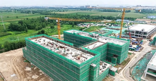 通往济南起步区的地铁7号线“进度条”刷新，北岸综合维修楼主体封顶