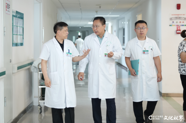 挑战生命禁区 守护耄耋希望——泰安市中心医院高新院区纵隔肺肿瘤外科成功为83岁老人切除巨大复发肉瘤