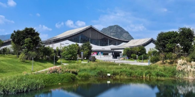 土地与人 · 张路江油画展 | 一场连接天地人心的油画盛宴