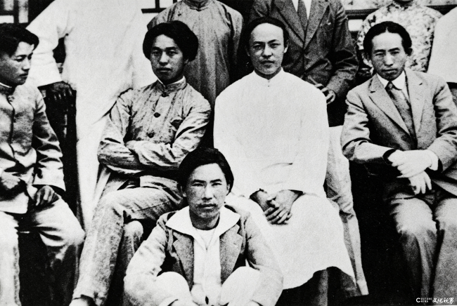 赵望云先生与李苦禅先生.png