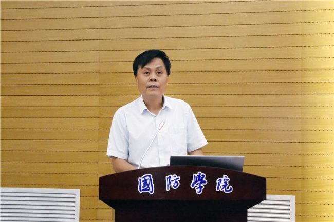 陕西国防工业职业技术学院校长刘敏涵致辞