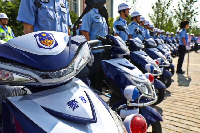 西咸新区沣西新城警务新装备充实基层一线
