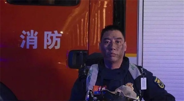 咸阳一消防老兵28年参与7000余次灭火救援任务 用生命守护生命