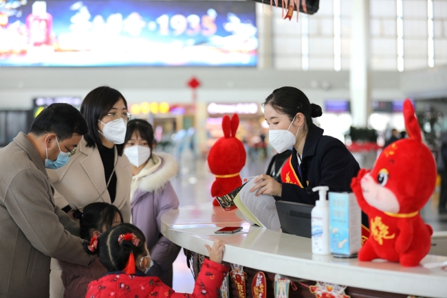 春节假期西部机场集团运输旅客85.8万人次