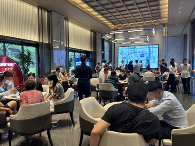 霸榜西安，实力龙湖当“燃”不让
