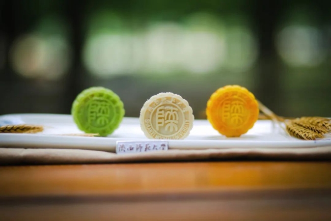 陕西十校联名校徽月饼上新 你最pick哪一款？