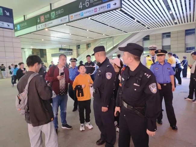 4377列、313.19万人次，西安北站客流量再创新高