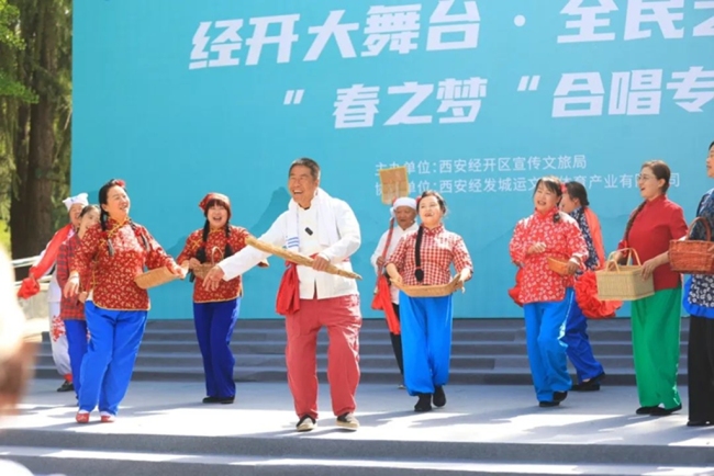 ﻿春日放歌、精彩不停“经开大舞台”合唱专场演出圆满落幕