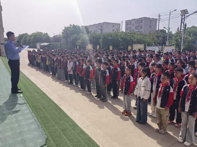 渭南市公安局：法治课堂进校园 筑牢青春成长防护墙