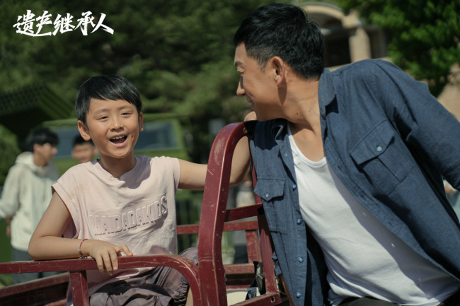 微短剧《遗产继承人》开机，2025年西安欧亚学院文化传媒学院专业实践课程共建开启新路径