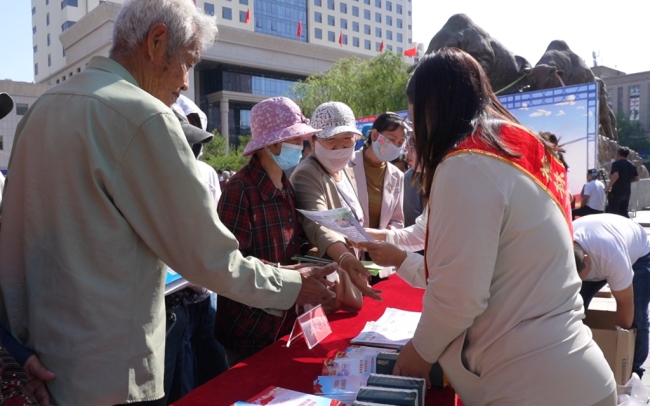 榆林市横山区开展防范非法金融宣传活动 筑牢群众财产安全防线