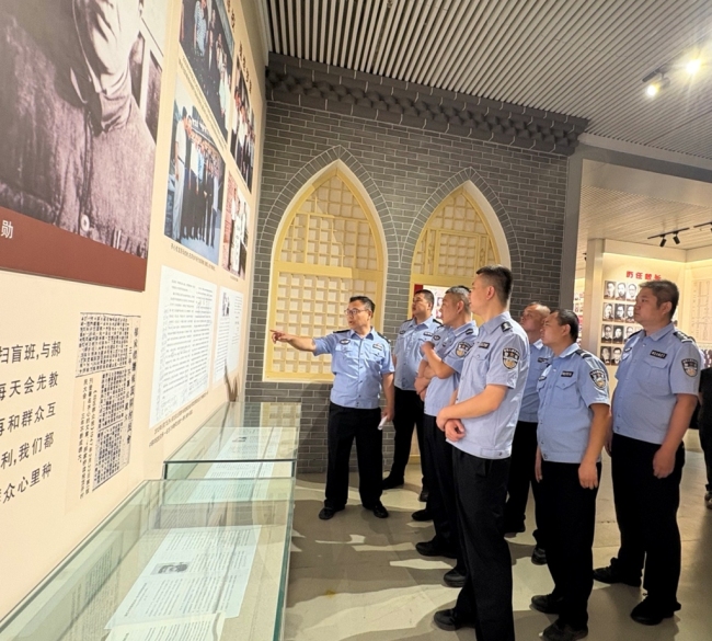 踏寻红色足迹 凝聚奋进力量——绥德法院法警队开展主题党日活动