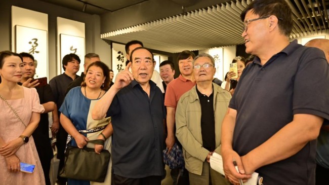 “墨象天章”木南榜书展西安启幕，持续至9月7日