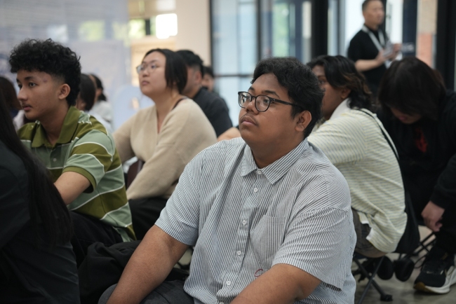 当狮城遇见长安：30名新加坡学子×47名欧亚青年，用传媒对话消融课堂边界
