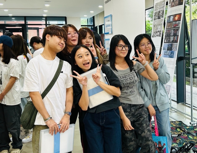 当狮城遇见长安：30名新加坡学子×47名欧亚青年，用传媒对话消融课堂边界