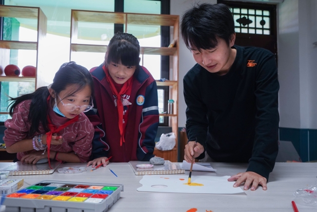 西安欧亚学院完成对清涧县牛家湾小学教育环境的提升设计与改造