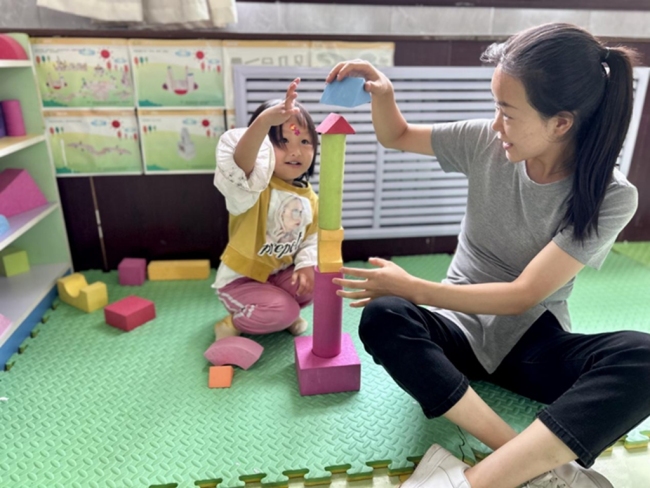 张楠：青春烛火映童心扎根乡土育新芽