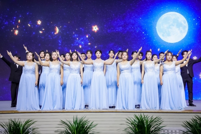 大学生艺术团合唱