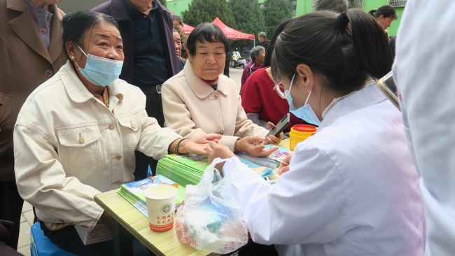 神木市兴神社区:做实做好为老服务 铺就“银发族”幸福养老路