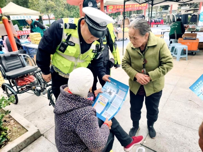 全龄友好 精准守护 西安经开区定制化交通安全宣教获好评
