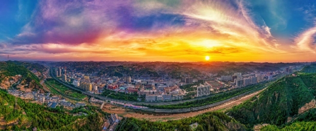 他是李子洲，37岁牺牲，一个县因他命名