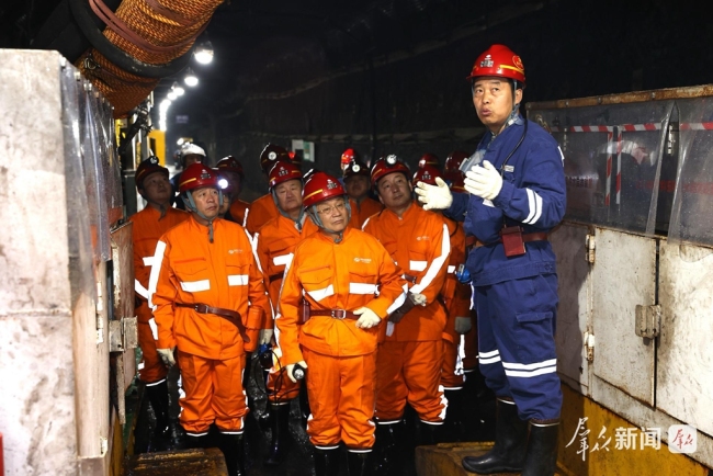 筑牢“压舱石” 澎湃“新动能”——神东煤炭集团科技创新实践观察