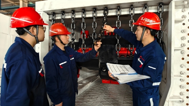 神南产业公司：从“修好”到“管好” 千台设备修竣零隐患