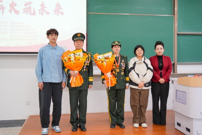 “银发宣讲团”走进西工大开展红色主题宣讲