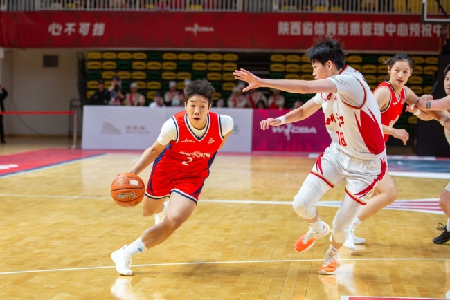 WCBA常规赛:陕北篮球热潮起!陕西榆林天泽主场首战展风采