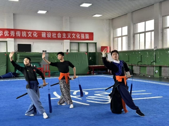 陕西艺术职业学院秦腔专业学生示范武生表演。