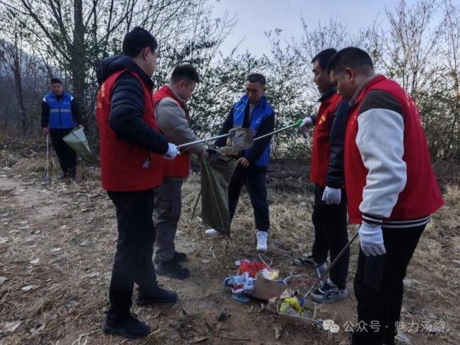 眉县汤峪镇：主题党日践初心 守护秦岭绿水青山