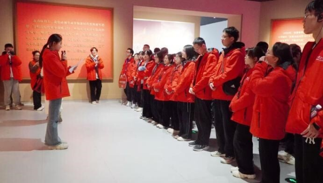 西北大学学子赴延安开展红色主题实践活动