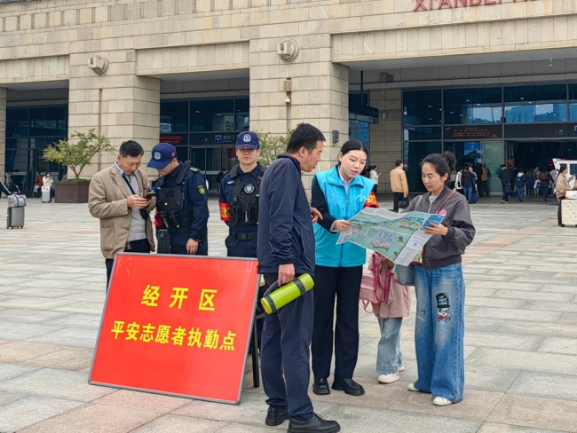 9800万人次背后的守护！西安铁路北客站广场管理中心2025年暖心服务交亮眼答卷