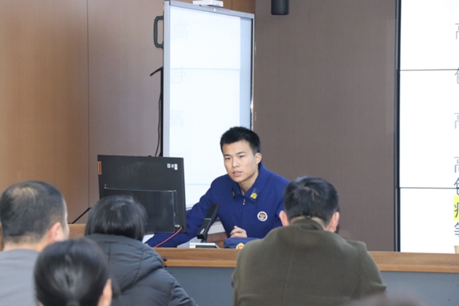 陕西神木市鸳鸯塔社区组织开展“高层建筑消防安全”专题讲座