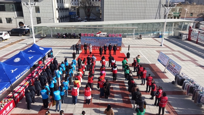 陕藏同心!神木“衣碳丝路”志愿项目千里送暖